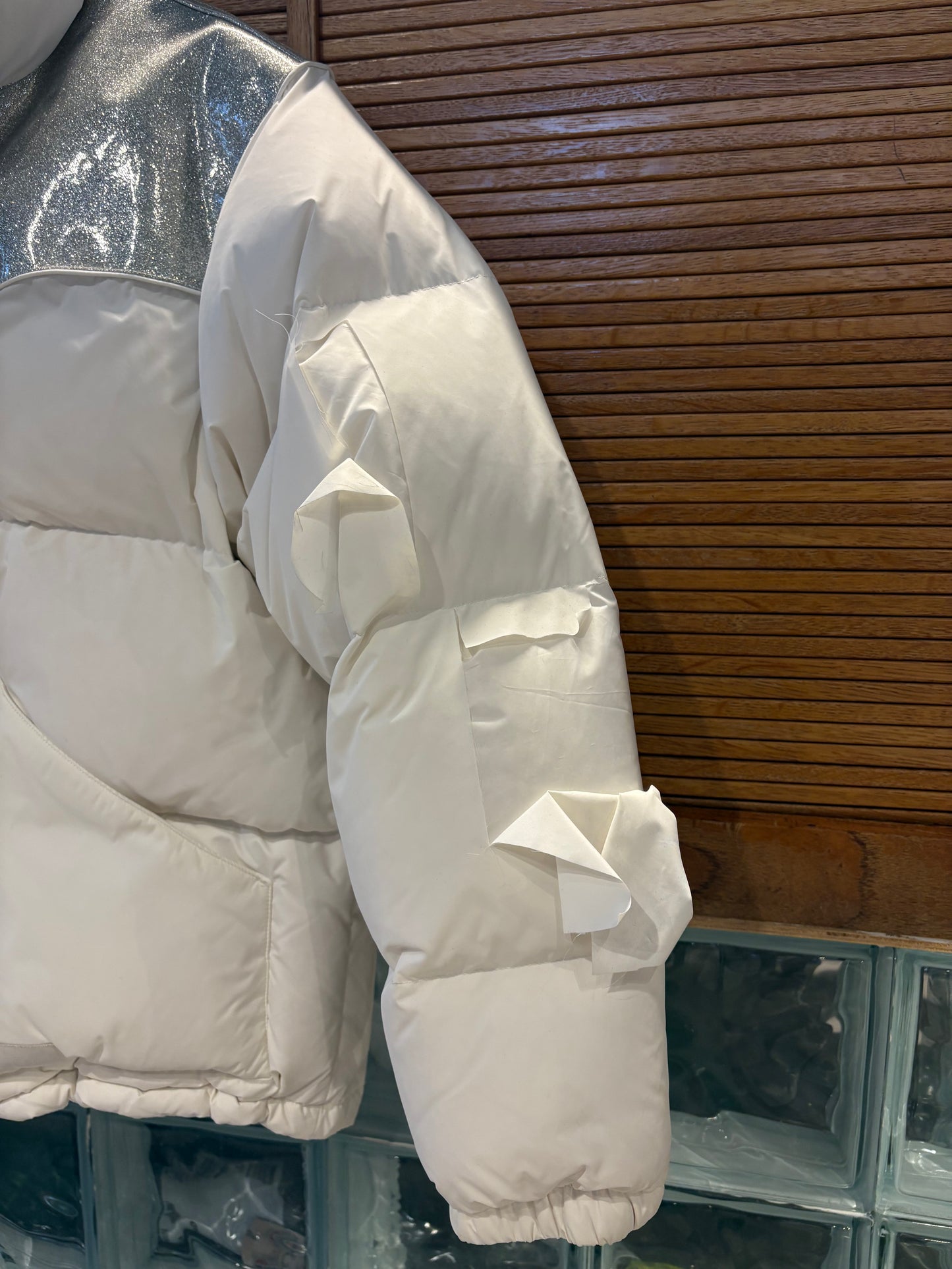 FW22 Supreme Glitter Yoke Down Puffer (defect)