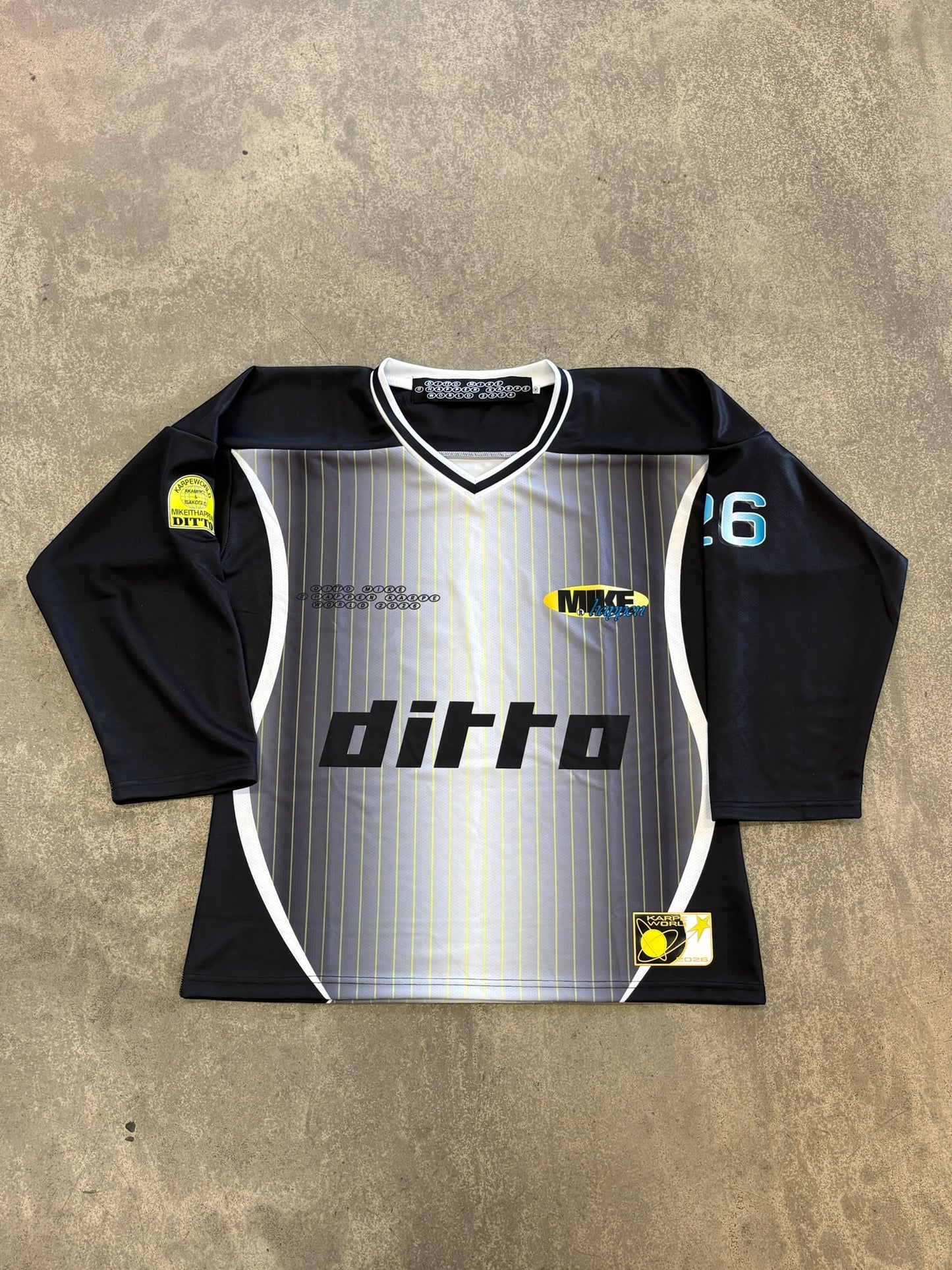 Ditto x MikeItHappen Karpe Jersey Sort