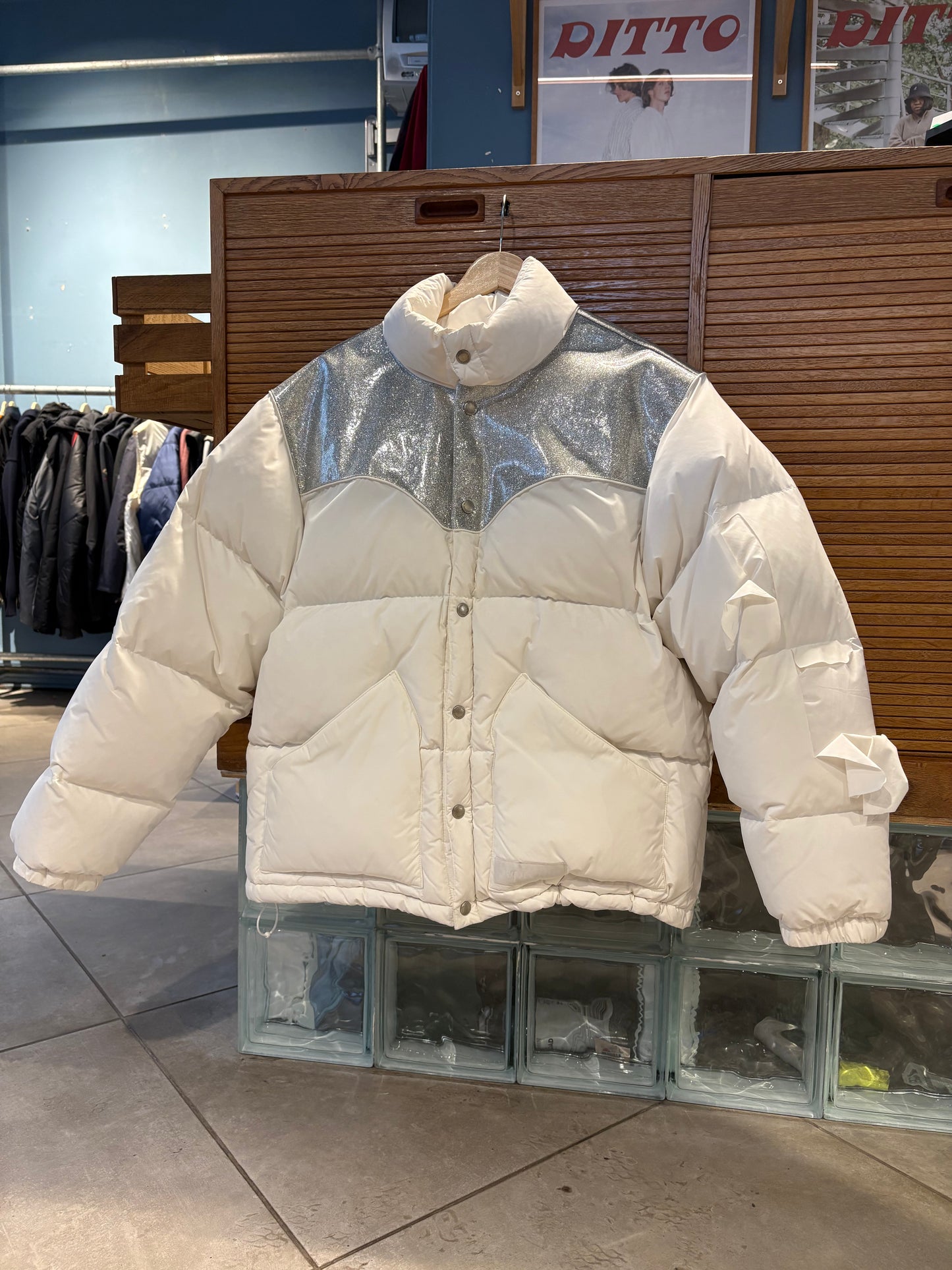 FW22 Supreme Glitter Yoke Down Puffer (defect)